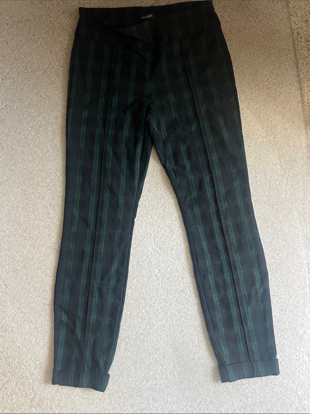 Adorable Lord & Taylor Plaid Kelly pull on pants - blue and green plaid size 6